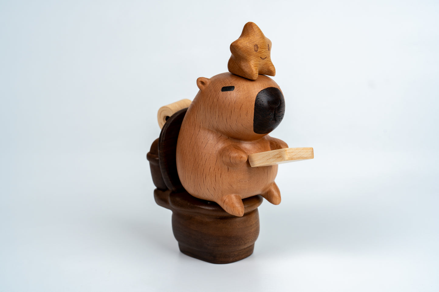 Capibara toilet solid wood carving magnetic suction cute creative decompression toy beech wood iPad home decoration