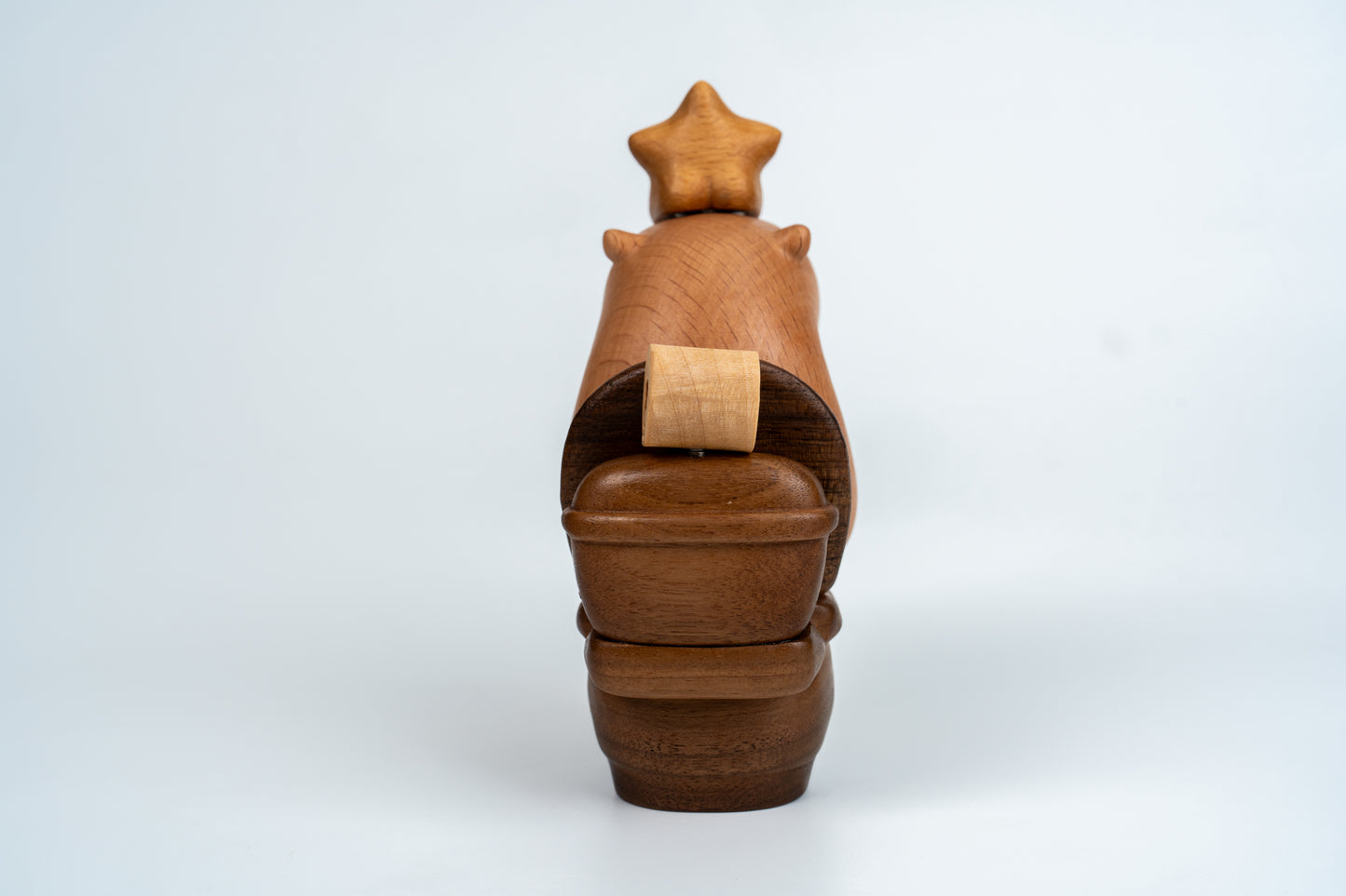 Capibara toilet solid wood carving magnetic suction cute creative decompression toy beech wood iPad home decoration