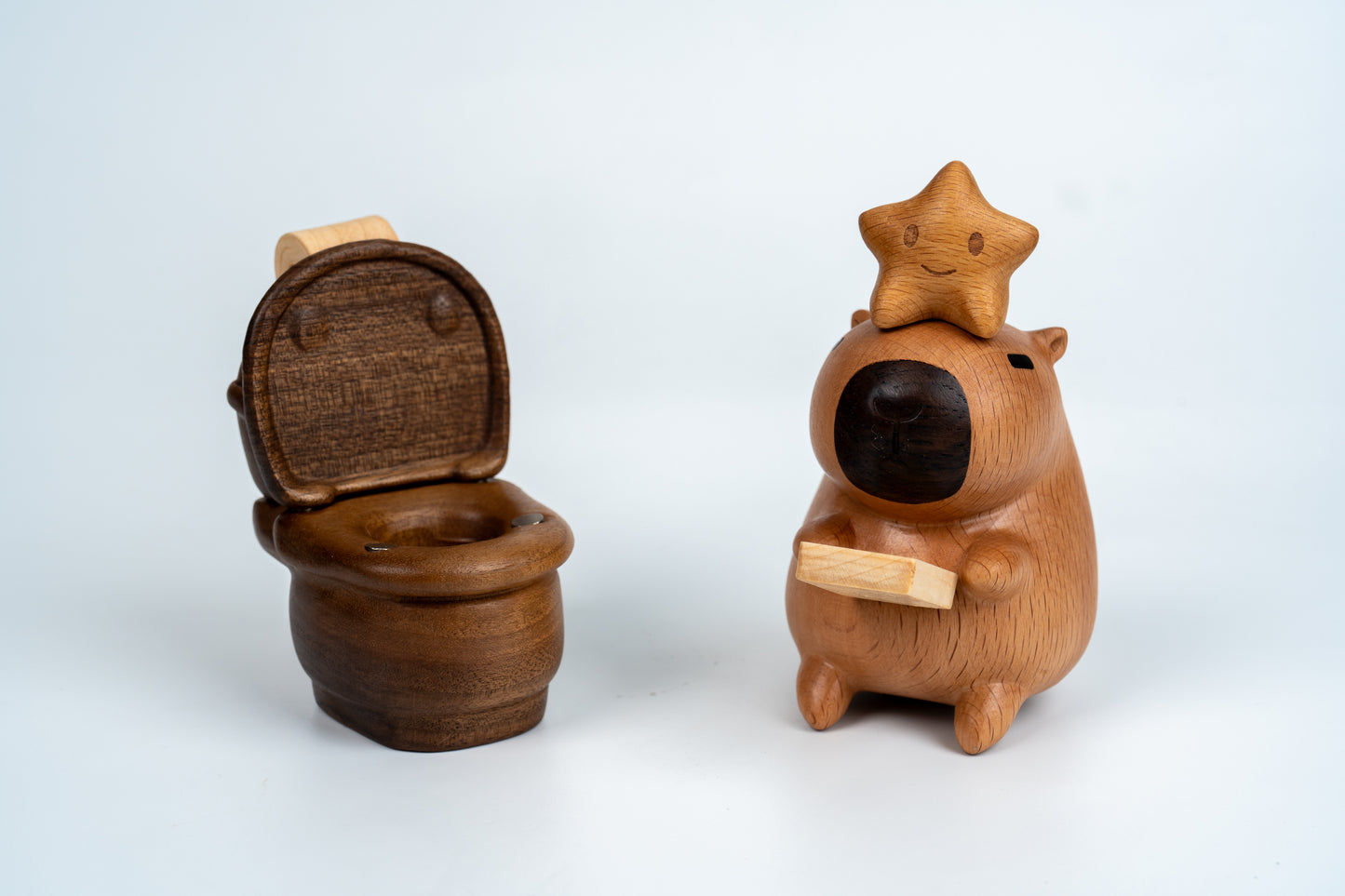 Capibara toilet solid wood carving magnetic suction cute creative decompression toy beech wood iPad home decoration
