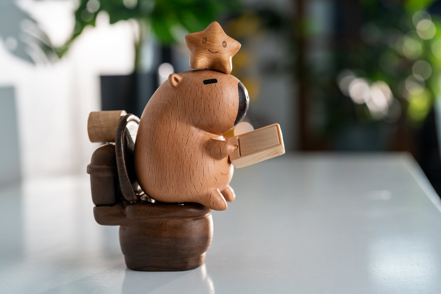 Capibara toilet solid wood carving magnetic suction cute creative decompression toy beech wood iPad home decoration